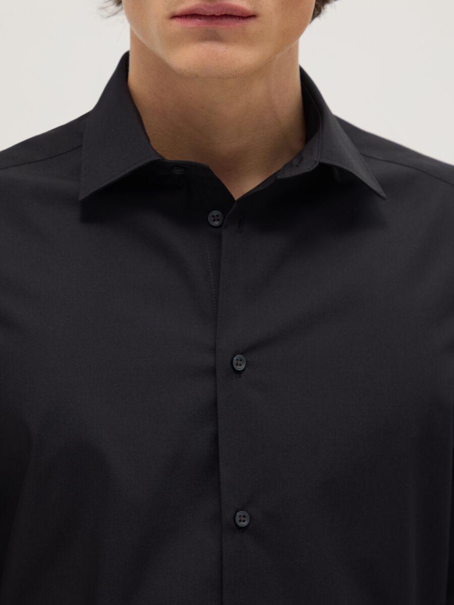 Black cotton blend shirt slim fit easy iron_1