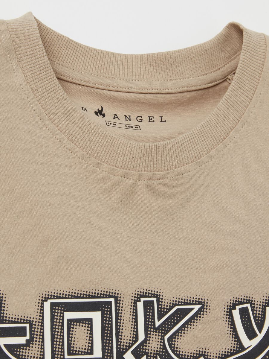 T-shirt girocollo in cotone con stampa_5