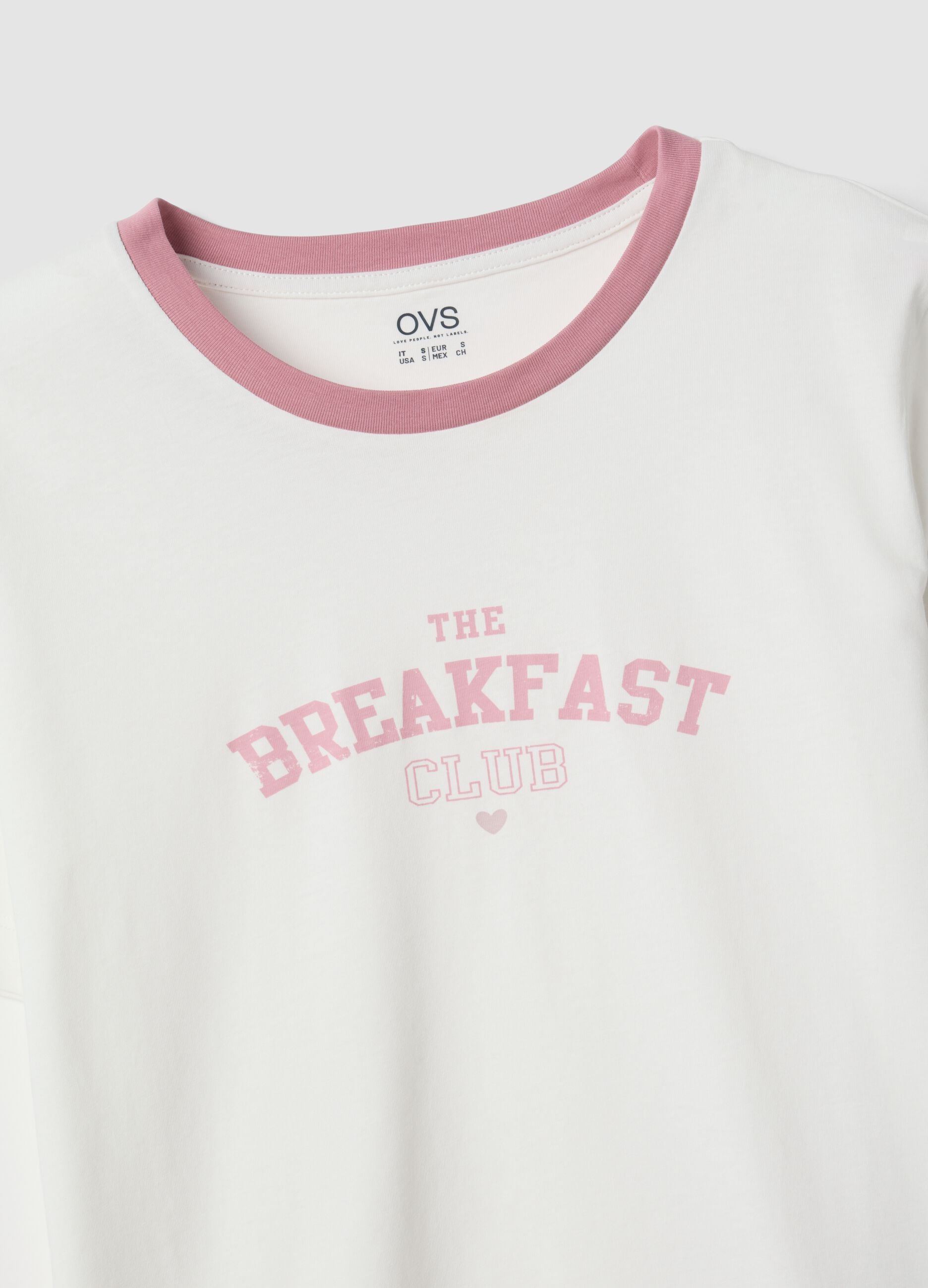 Pink and white organic cotton pyjamas with cropped trousers