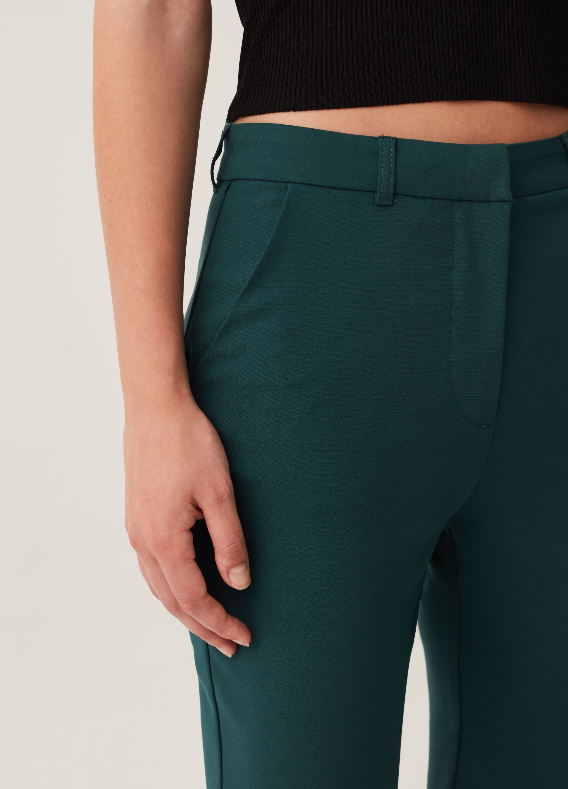 Pantaloni a sigaretta cropped_3
