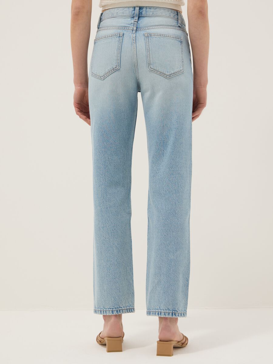 Blue straight regular fit denim jeans in pure cotton_2