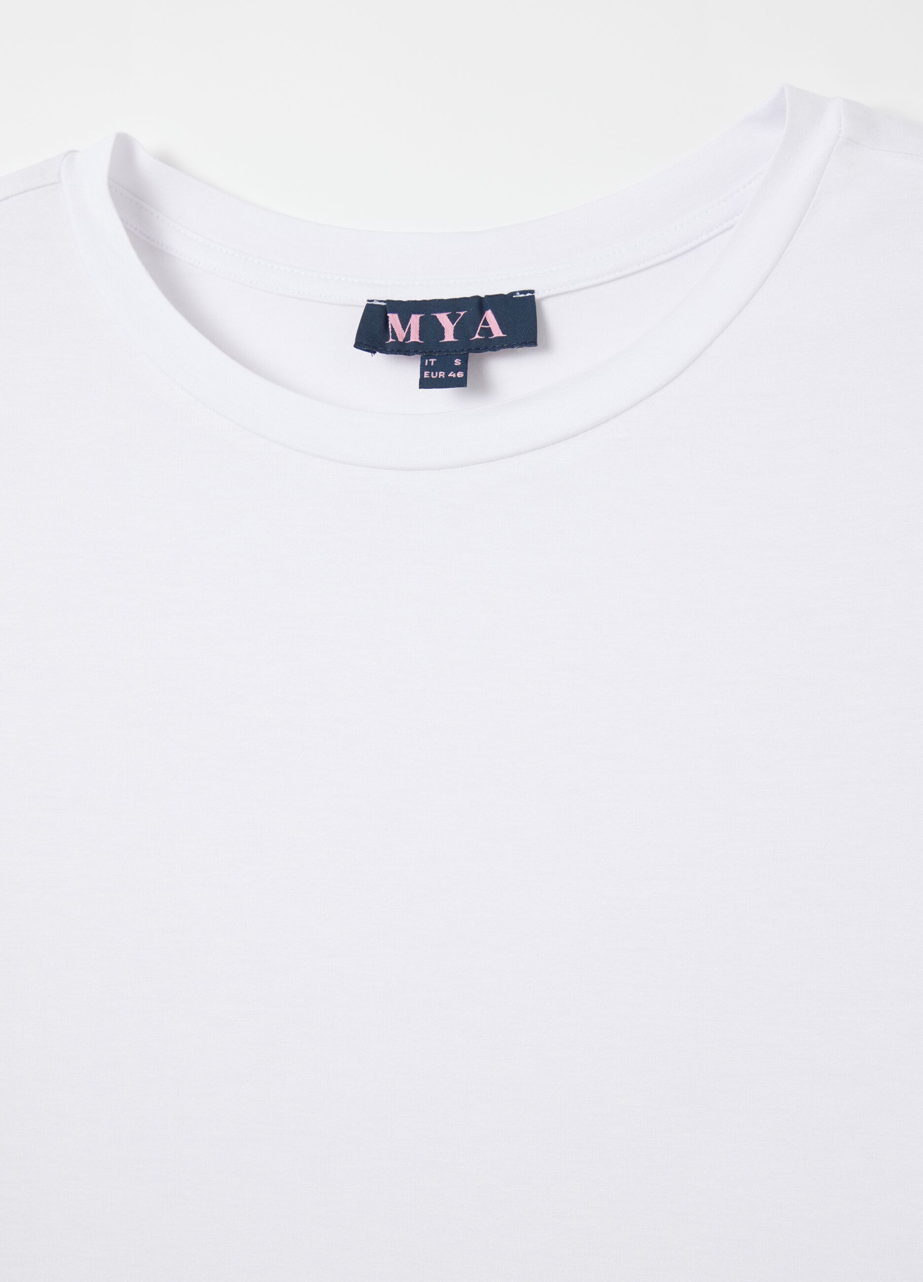 Curvy white regular-fit T-shirt in stretch viscose