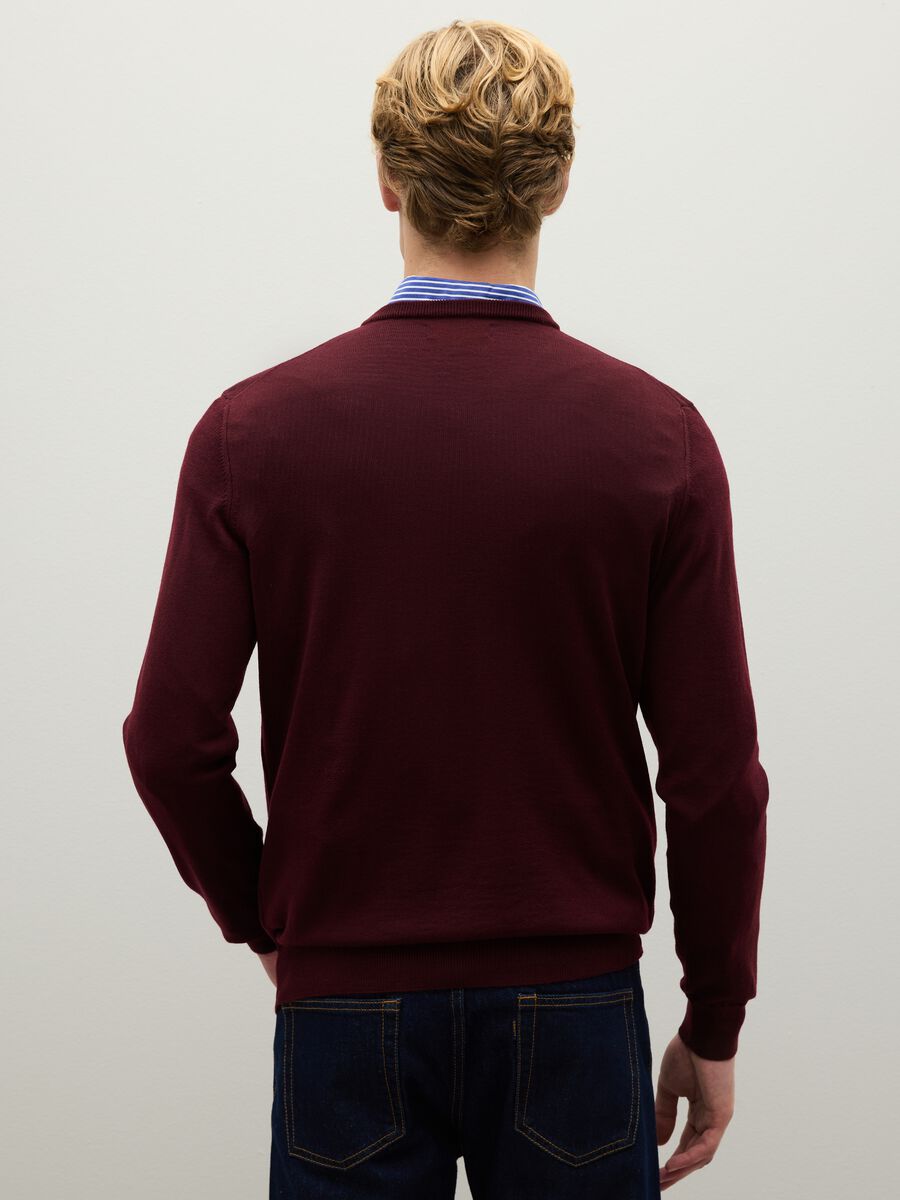 Red merino wool sweater, regular fit with crew neck_3