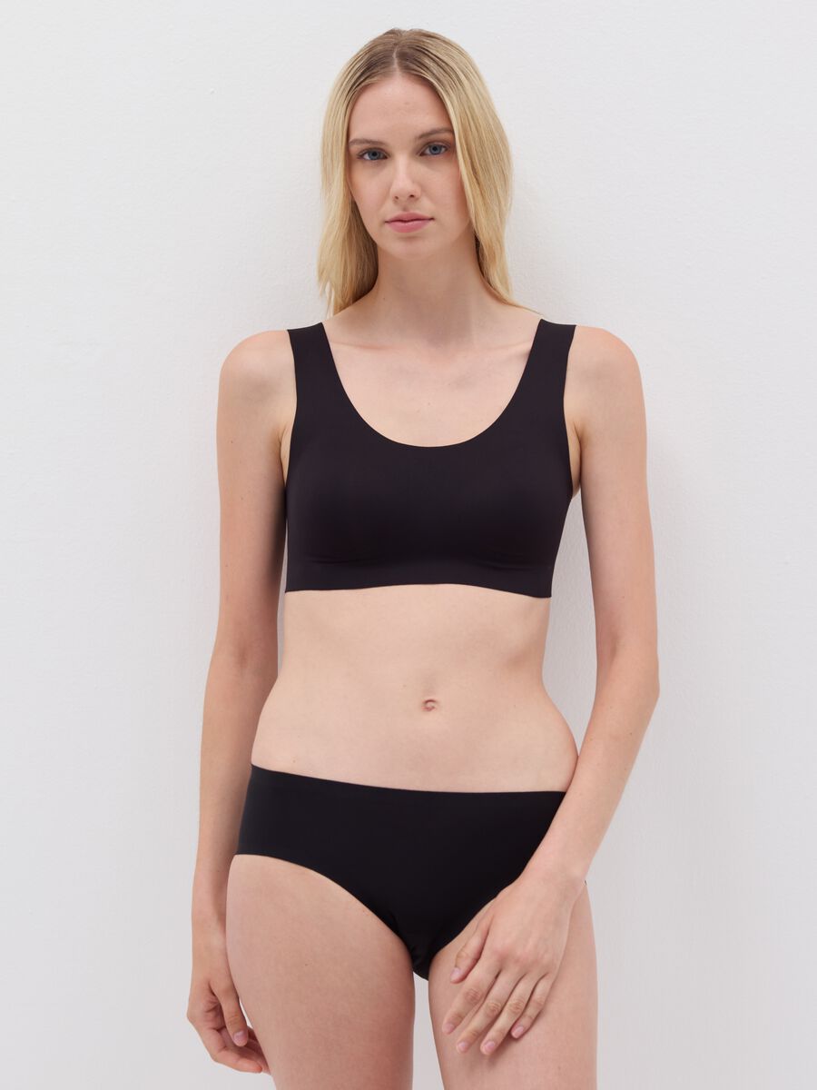 Seamless bralette in microfibre_2