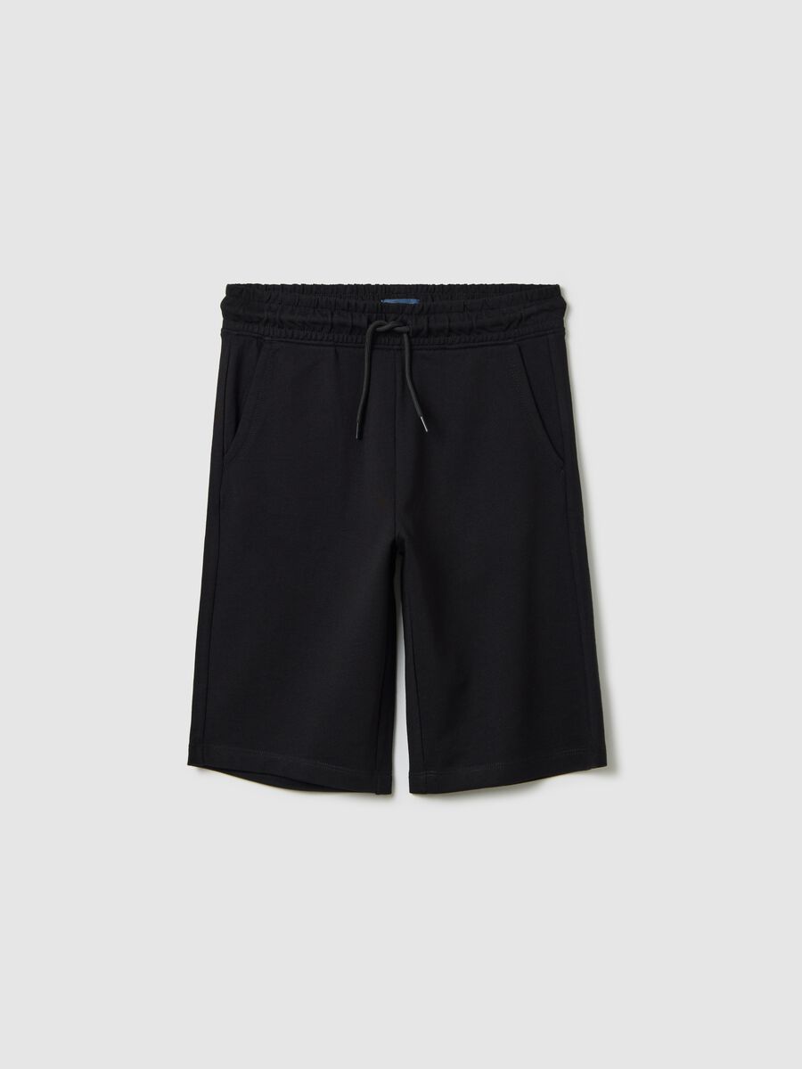 Black fleece Bermuda shorts with pockets and drawstring_3