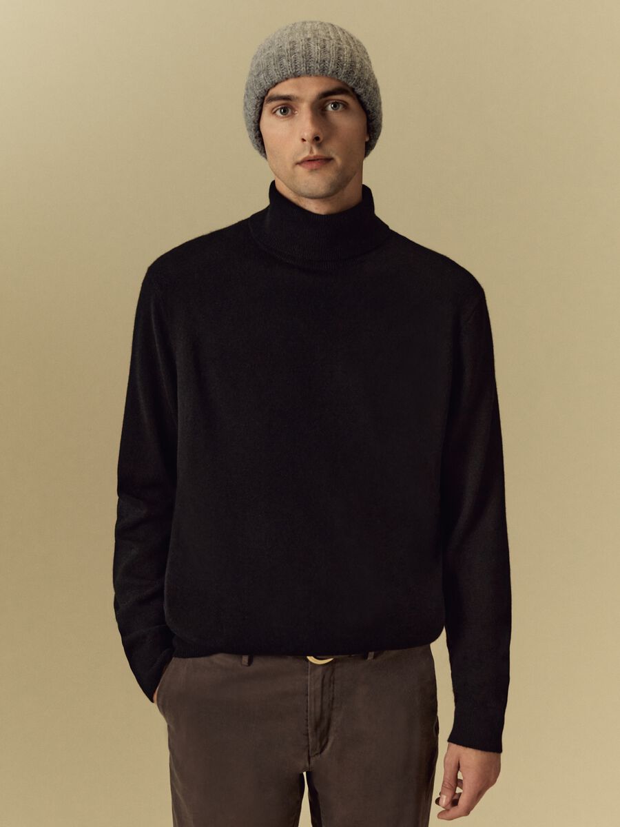 Pullover in cashmere a collo alto_1