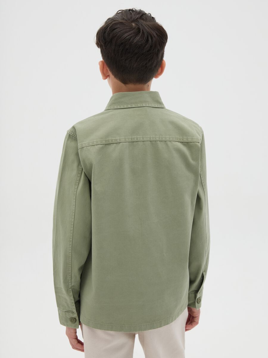 Boys’ shirt in 100% green cotton with oversized fit and button fastening_2