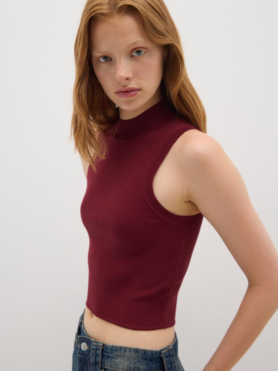 Women's fitted red blend top_0