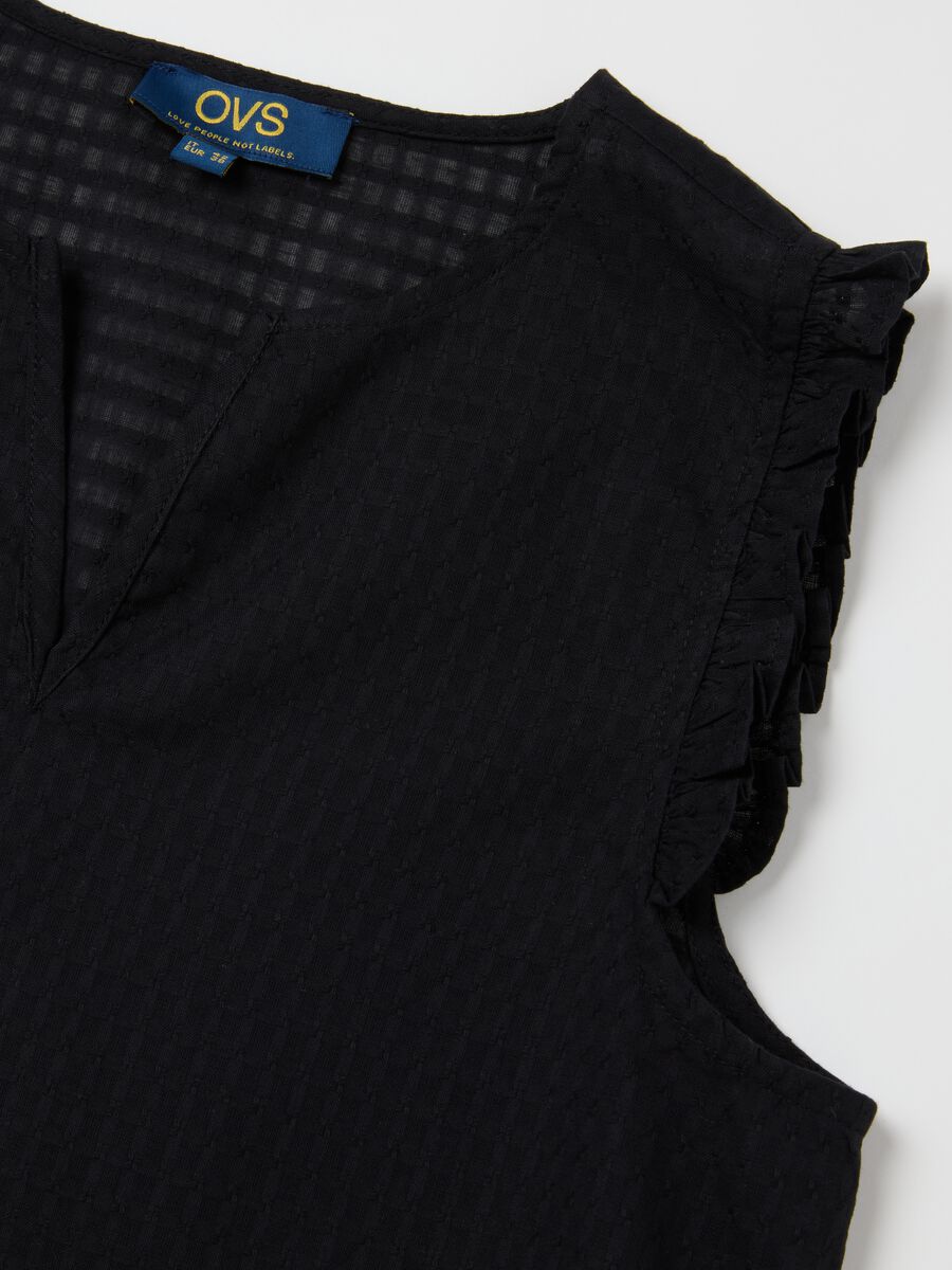Women's pure cotton black top regular fit_5