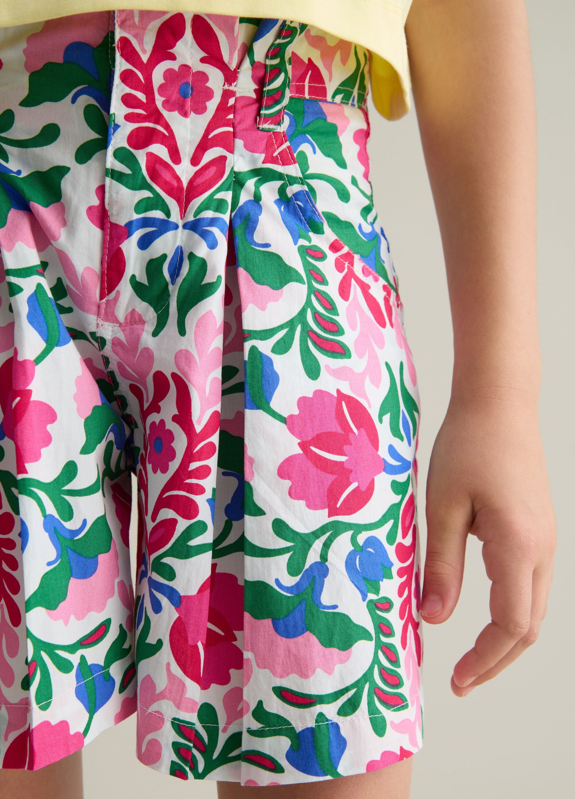 Girls' multicolour floral cotton shorts