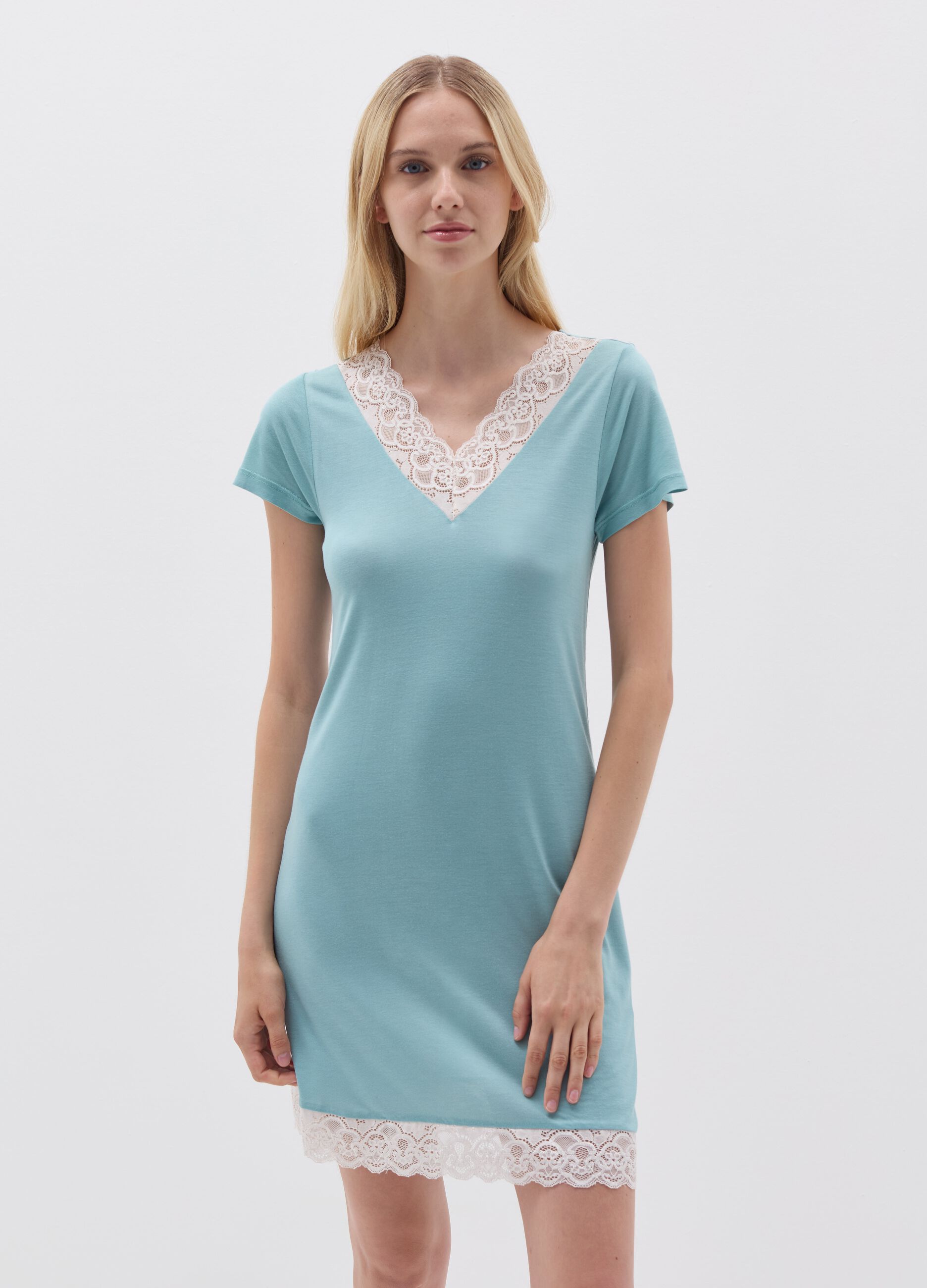 Camicia da notte azzurra hotsell
