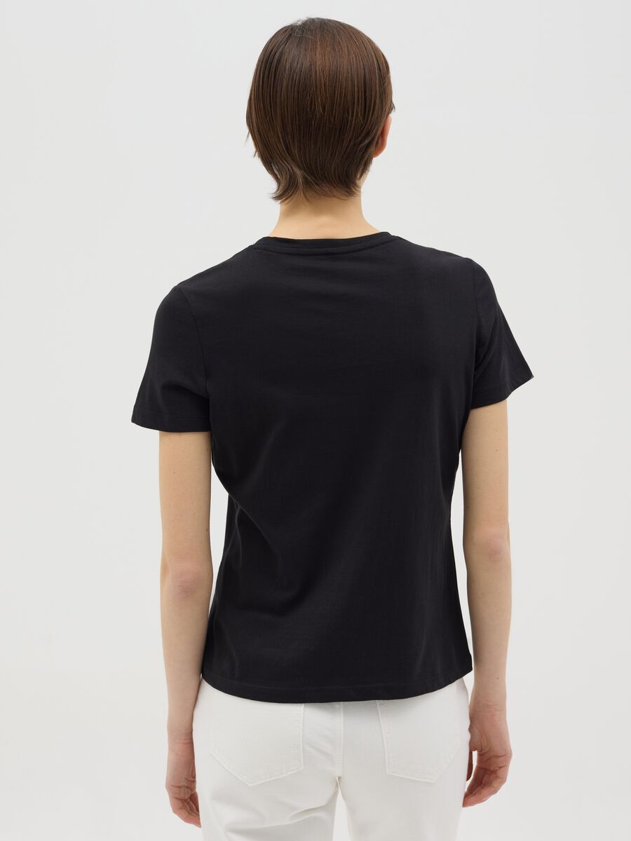 Black cotton T-shirt with foil print_2