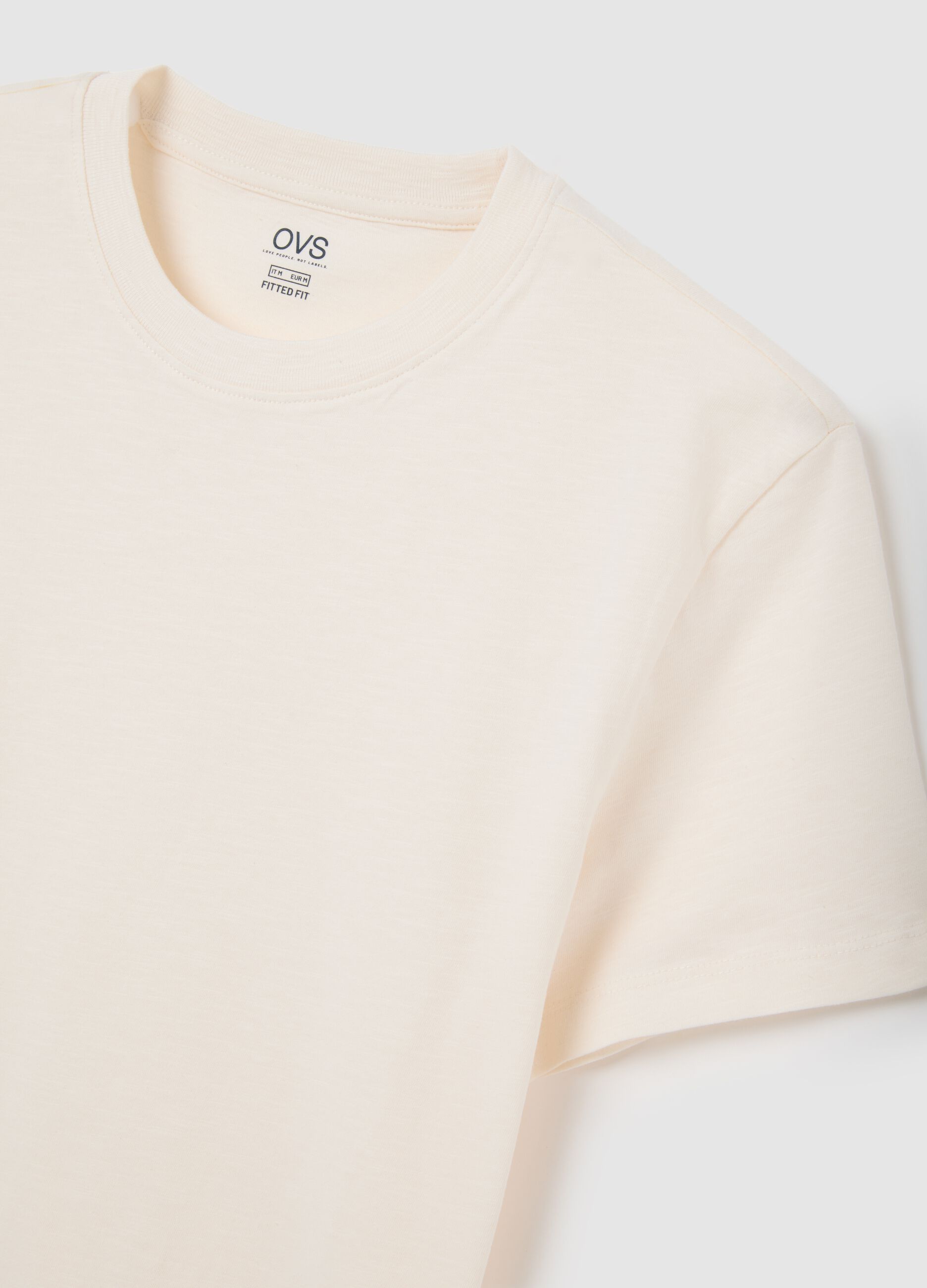 Men's white cotton fitted T-shirt