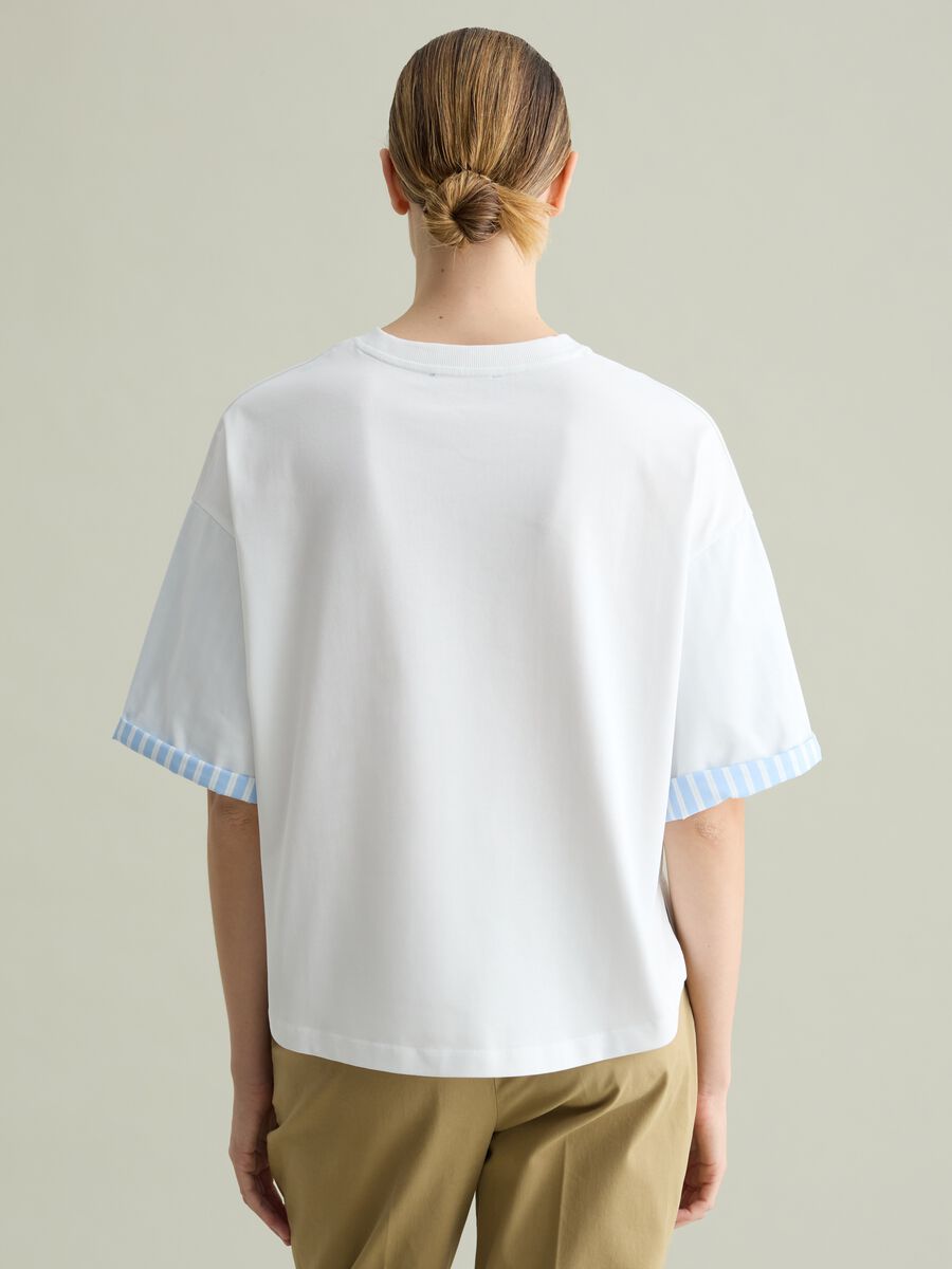 Oversized T-shirt with contrasting detail_3