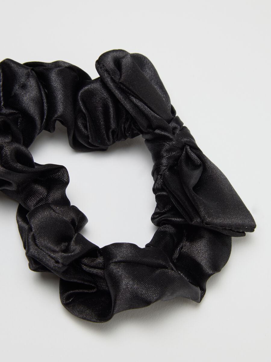 Women's Multicolour Satin Scrunchies with Bow_2