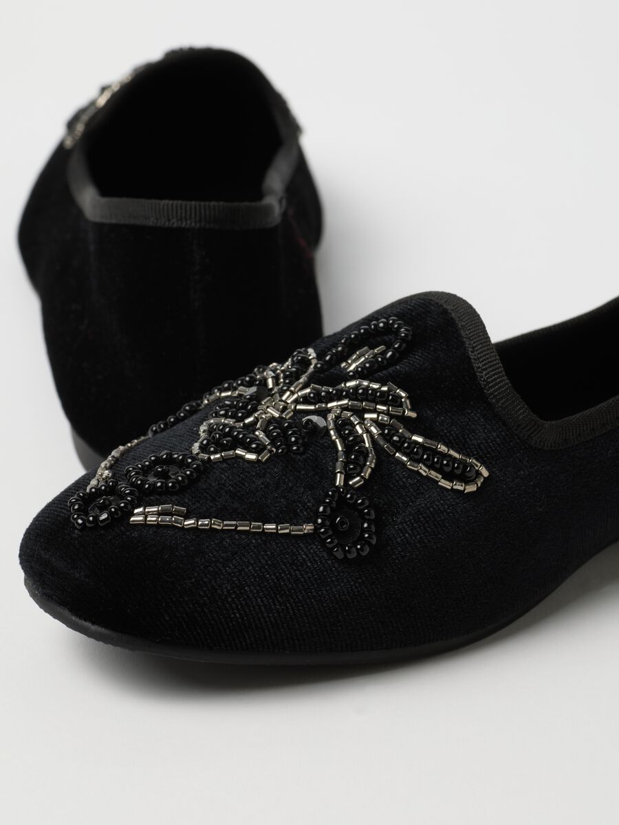 Black Friulian shoes with embroidery_2