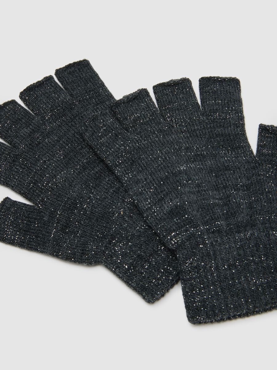 Grey Fingerless Gloves_2