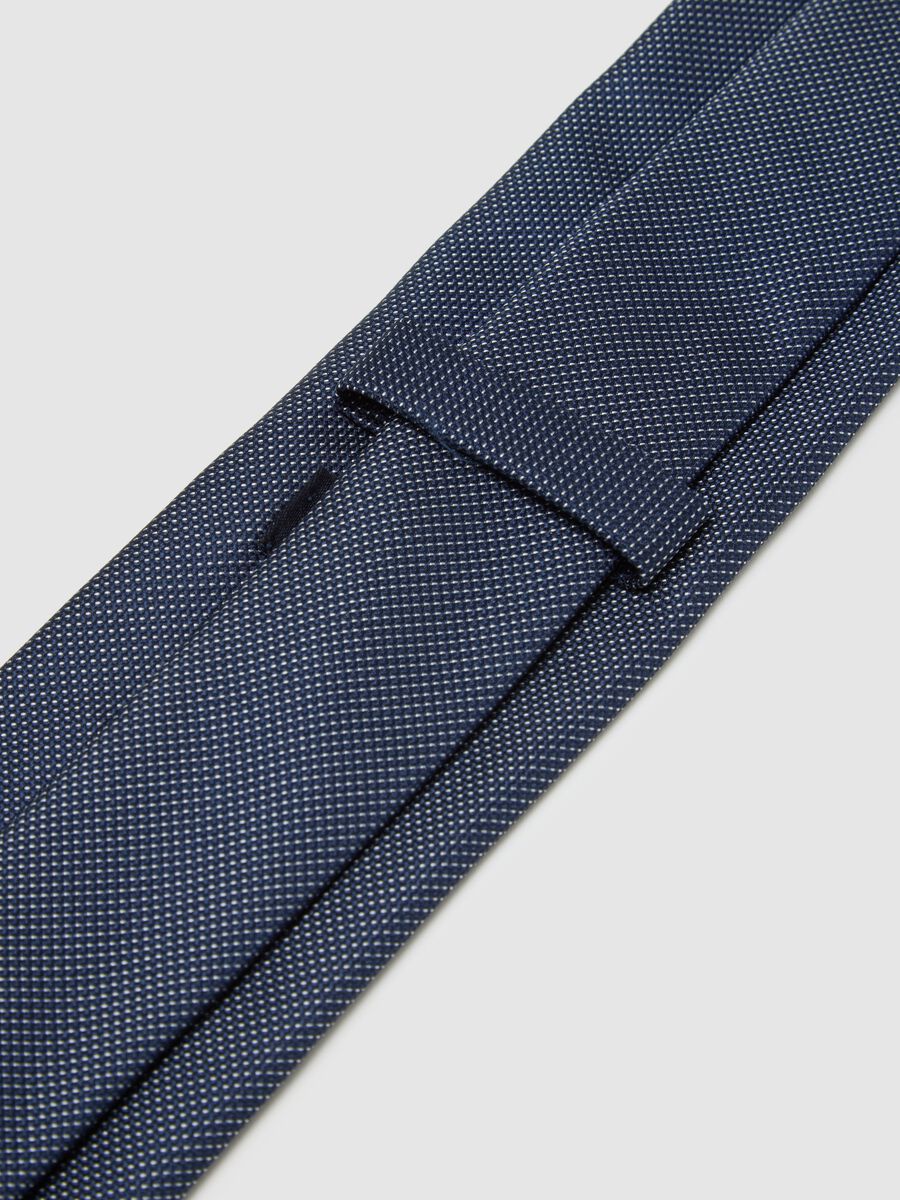 Cravatta blu in misto tessuto_1