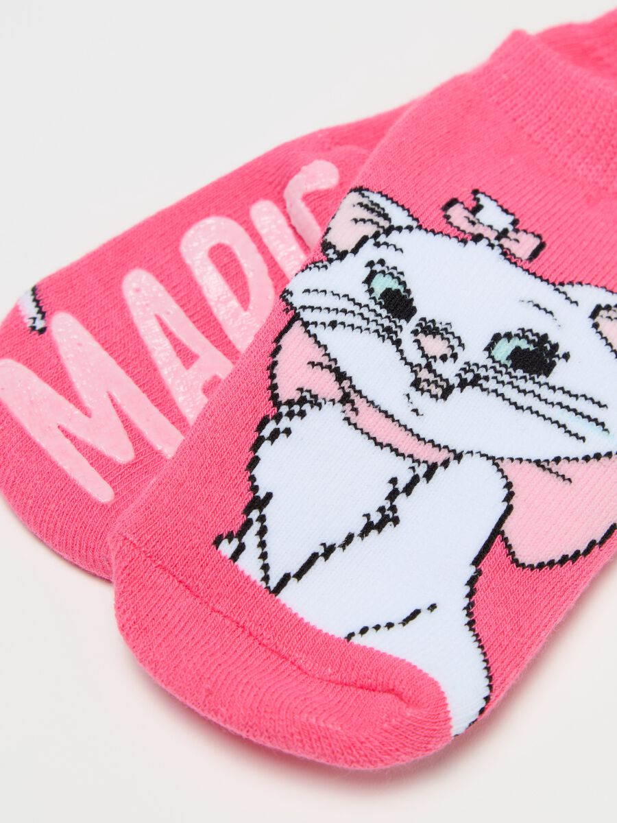 Two-pair pack slipper socks with Marie design_2