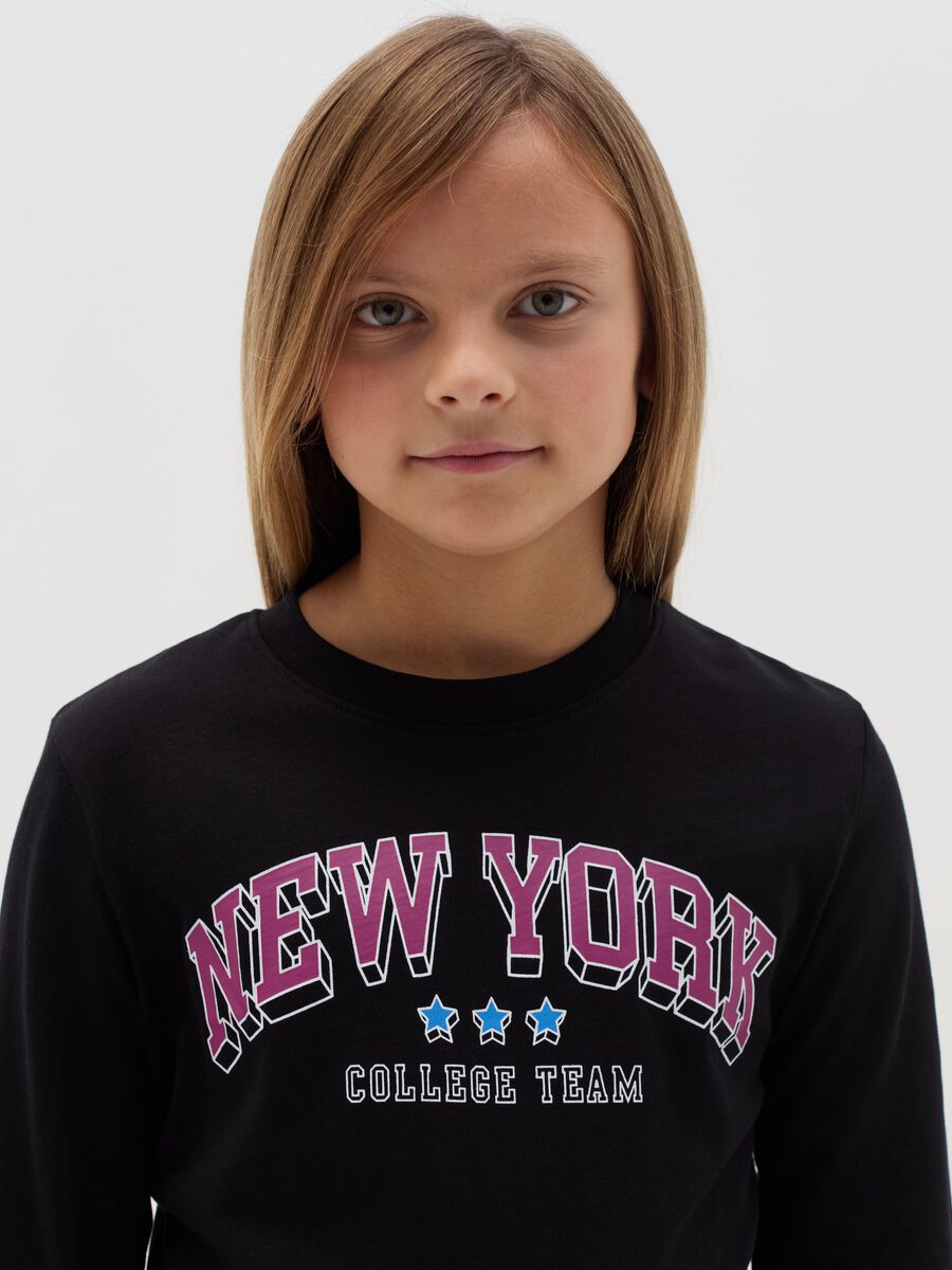 T-shirt crop a maniche lunghe con stampa_1