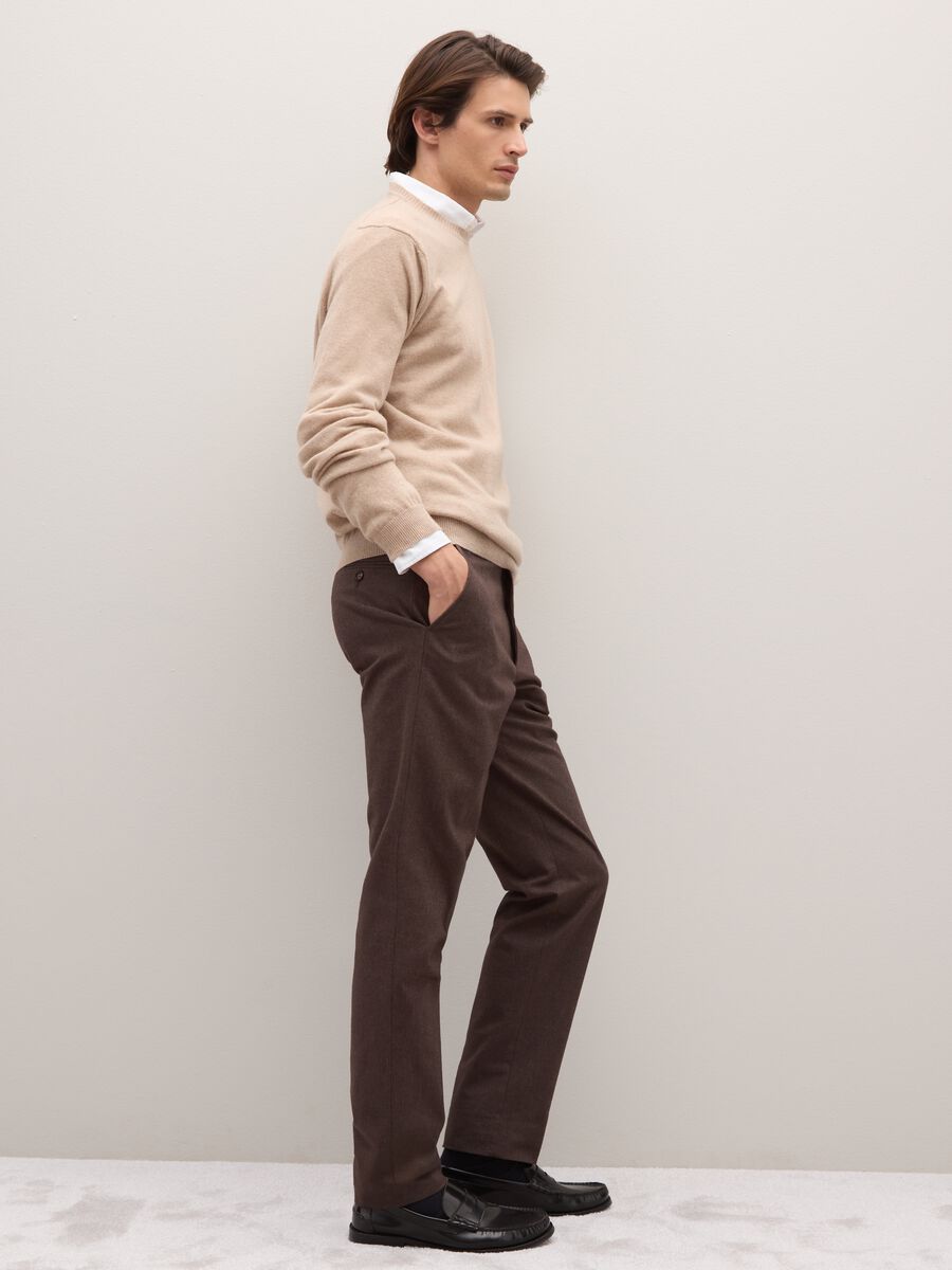 Beige crew neck lambswool jumper regular fit_3