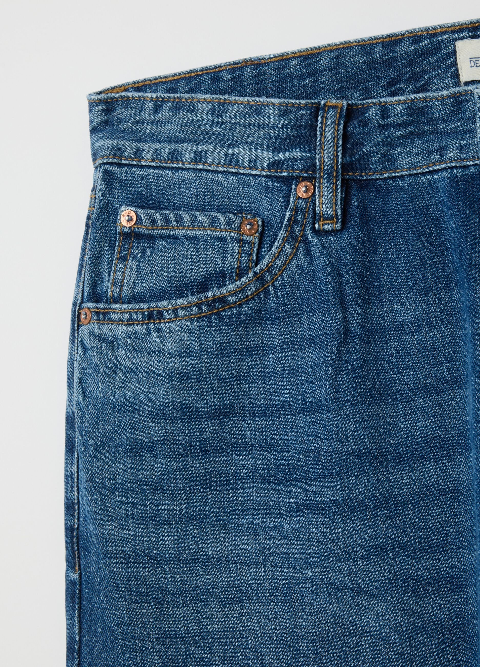 Straight fit blue jeans in pure cotton