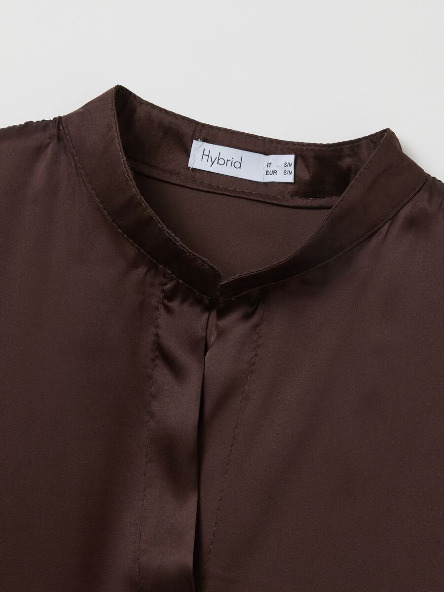 Brown Regular Fit Blouse_1