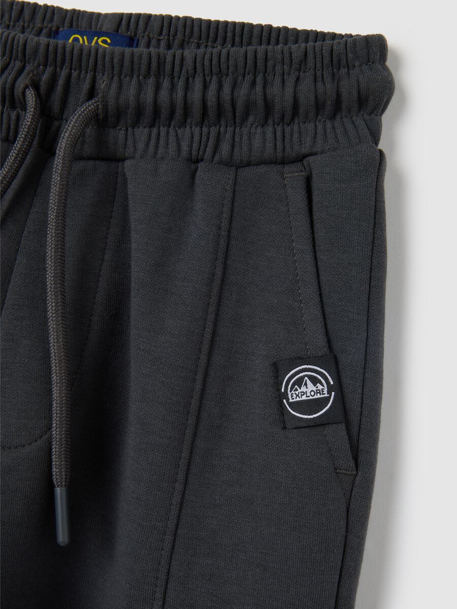 Grey cotton regular fit kids' trousers_2