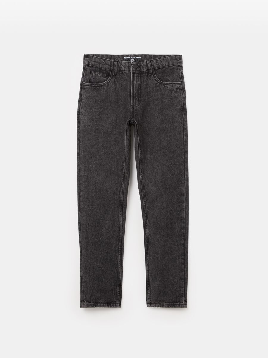 Slim-fit acid-wash jeans_4