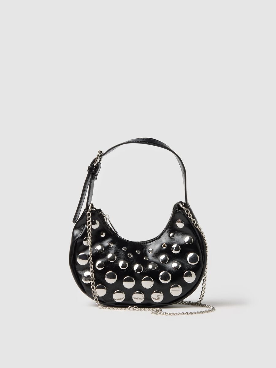 Borsa nera con dettagli metallici_0