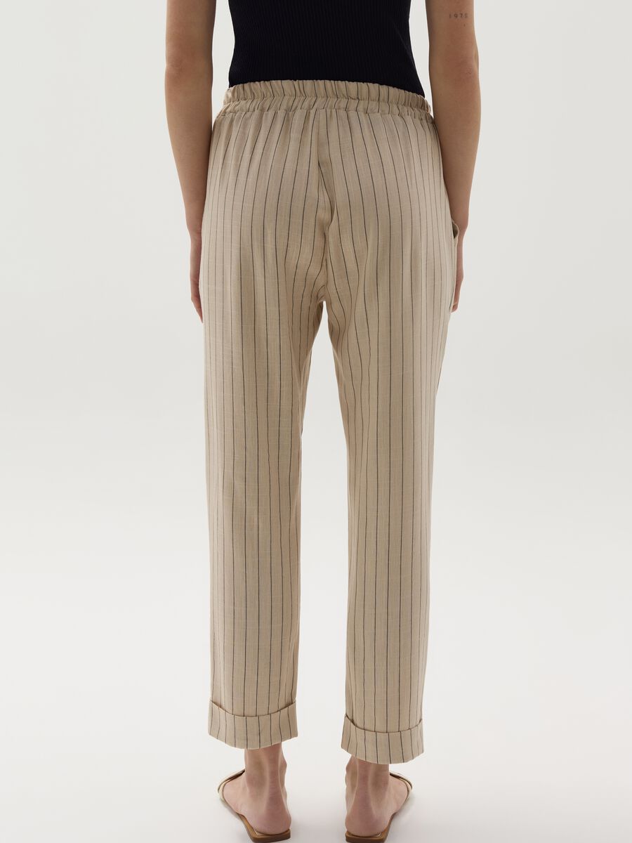 Cropped pinstriped cigarette trousers_2