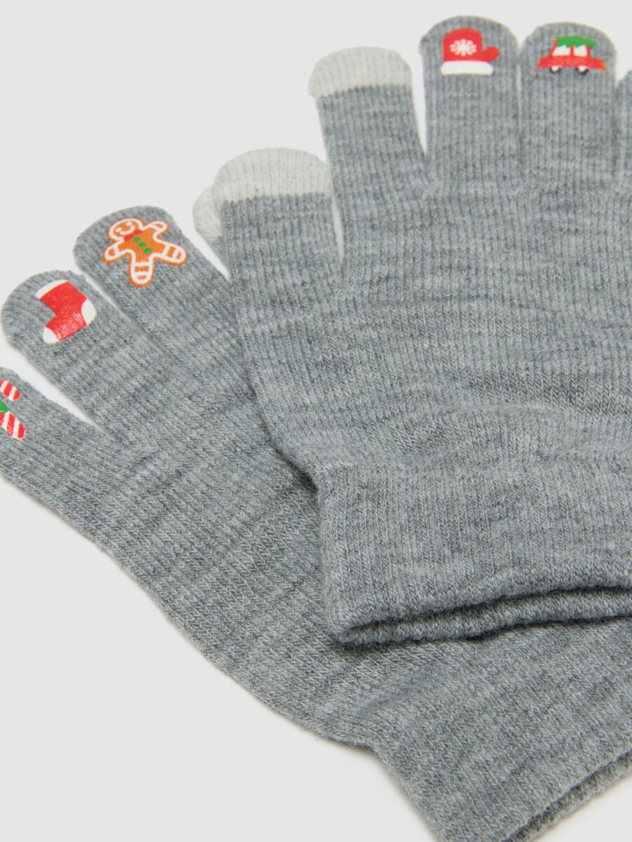 Grey gloves with festive decorations_2