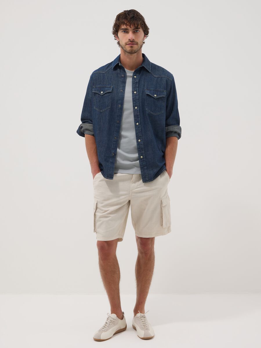 Beige cargo bermuda shorts in a linen and cotton blend_1