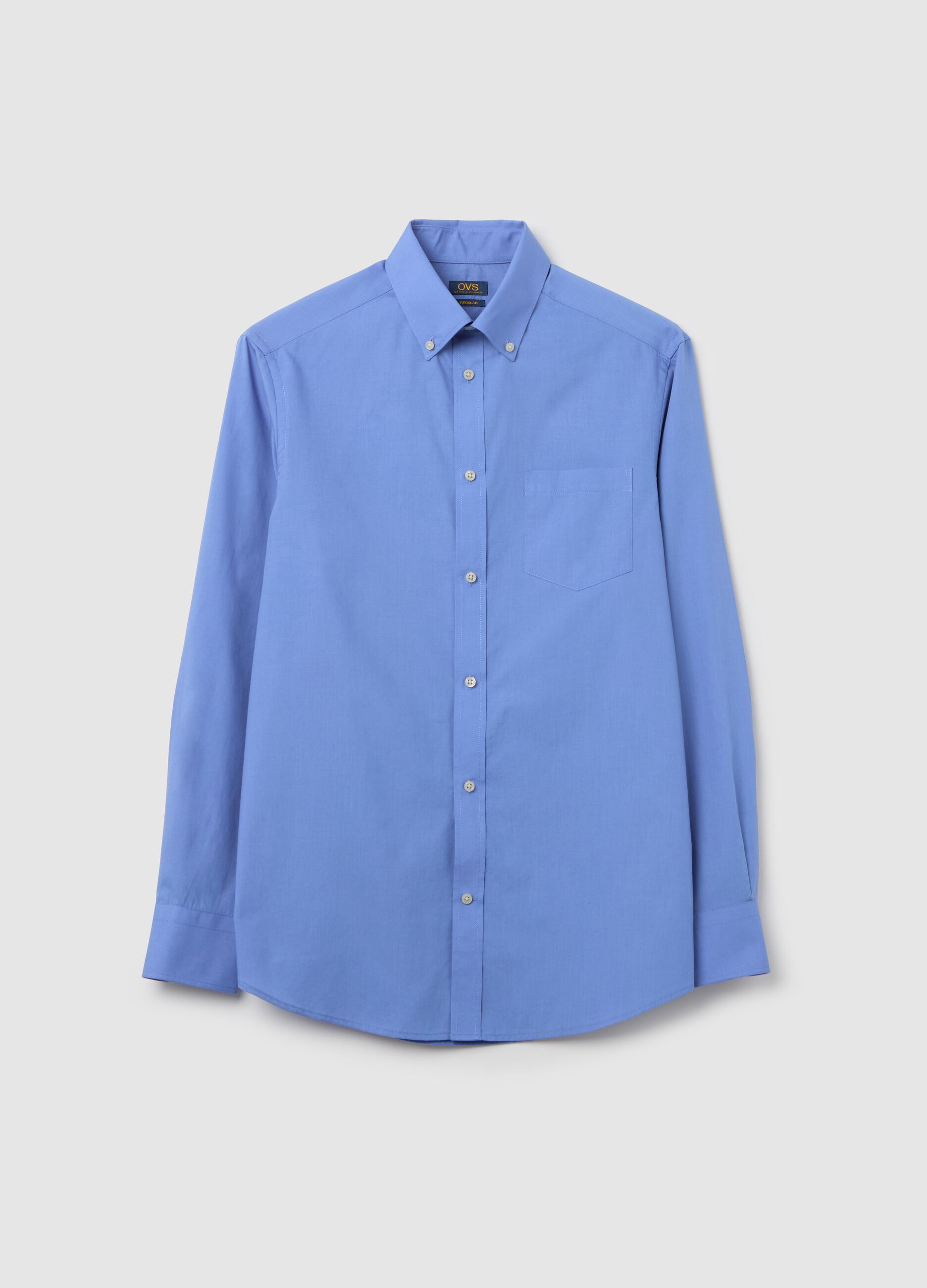 Regular-fit easy-iron shirt with button-down collar