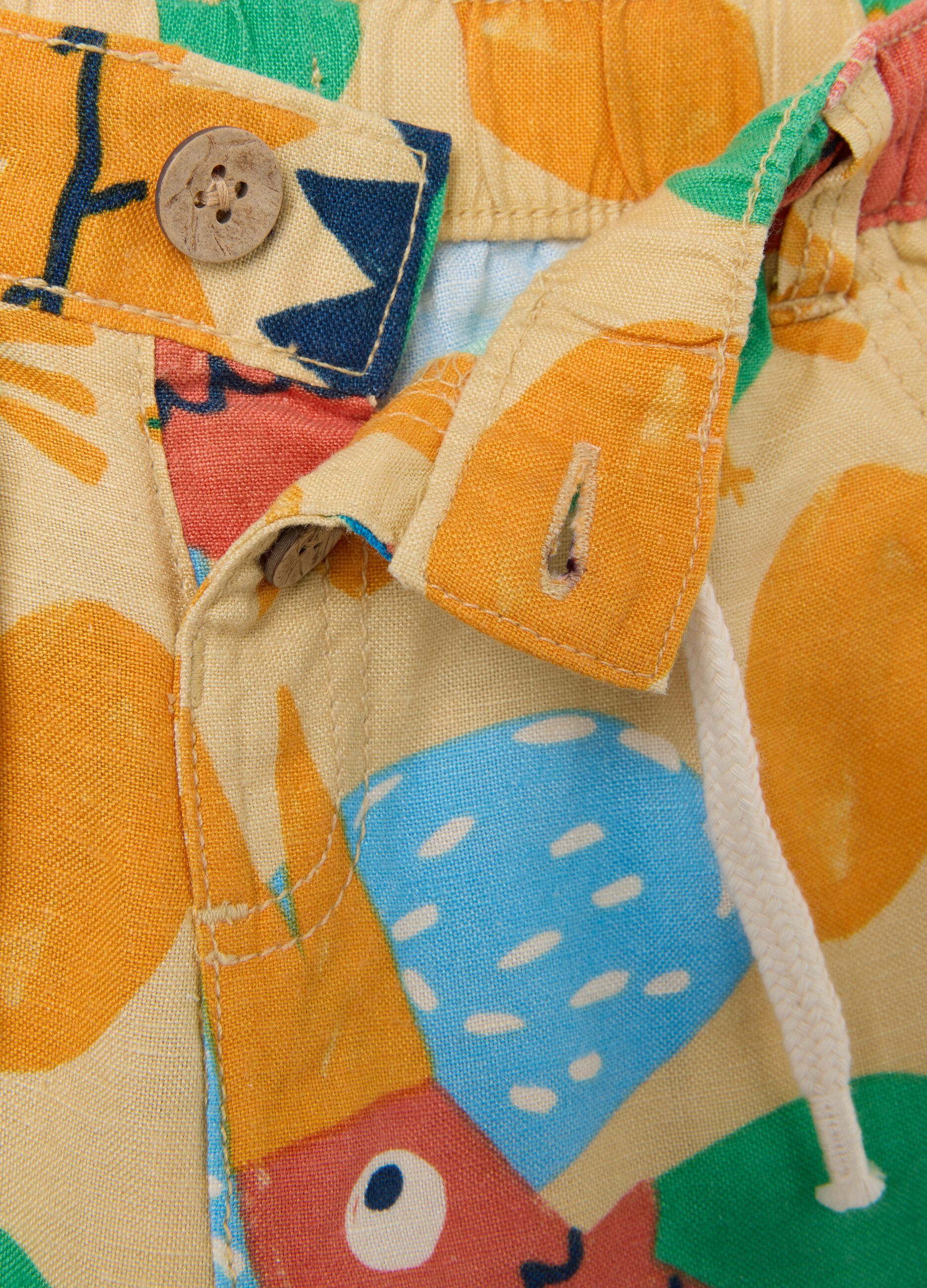 Multicoloured viscose and linen blend children's shorts regular fit with tropical print