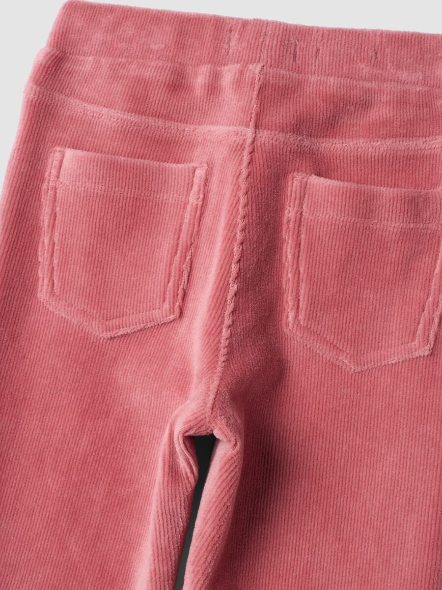 Pantaloni rosa in cotone elasticizzato a costine flare fit_3