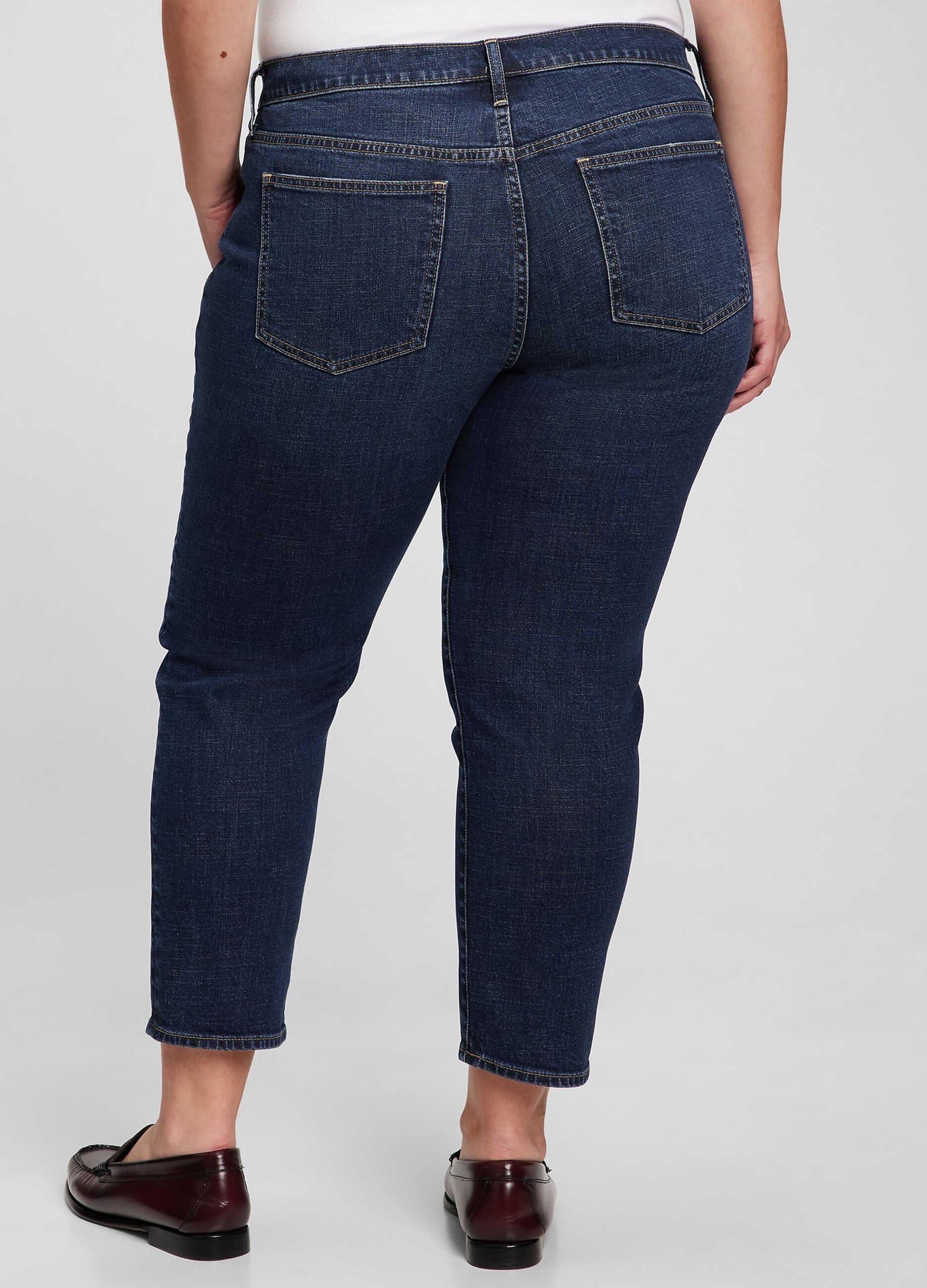 Stretch girlfriend jeans
