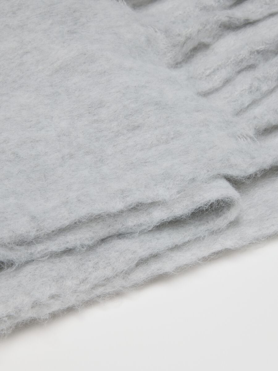 Grey Scarf in Soft Fabric_3