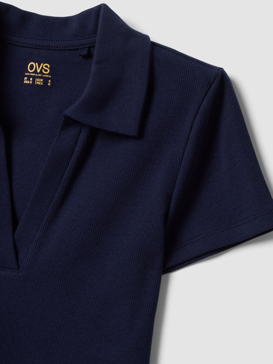 Polo blu in cotone elasticizzato con scollo a V aperto regular fit_6