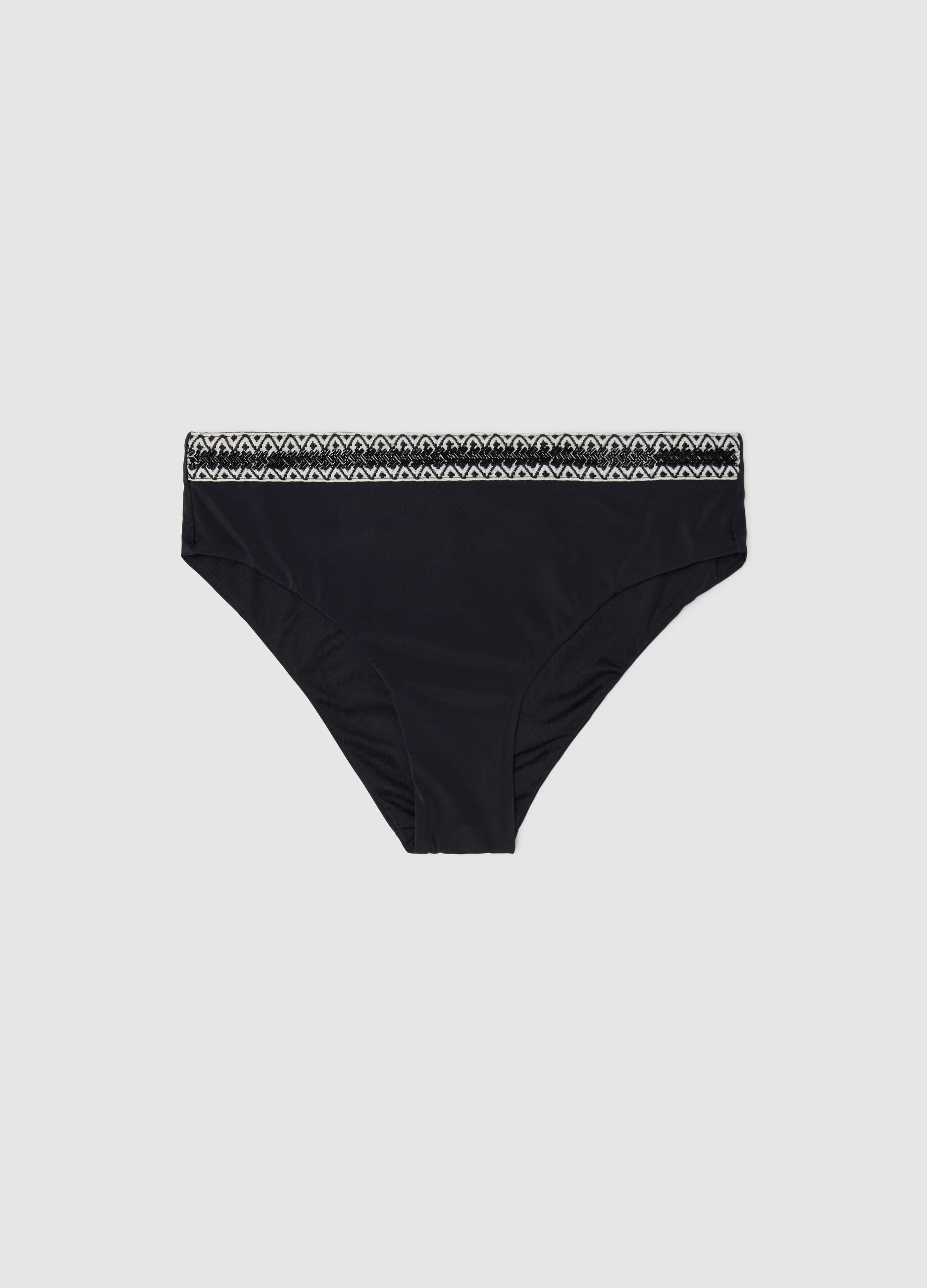 Slip da donna in tessuto elasticizzato nero con fascia decorata