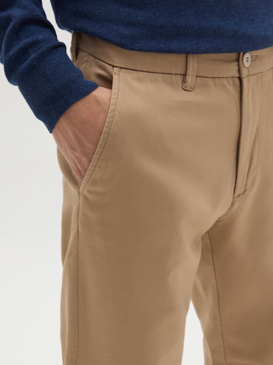 Brown slim fit cotton trousers_2
