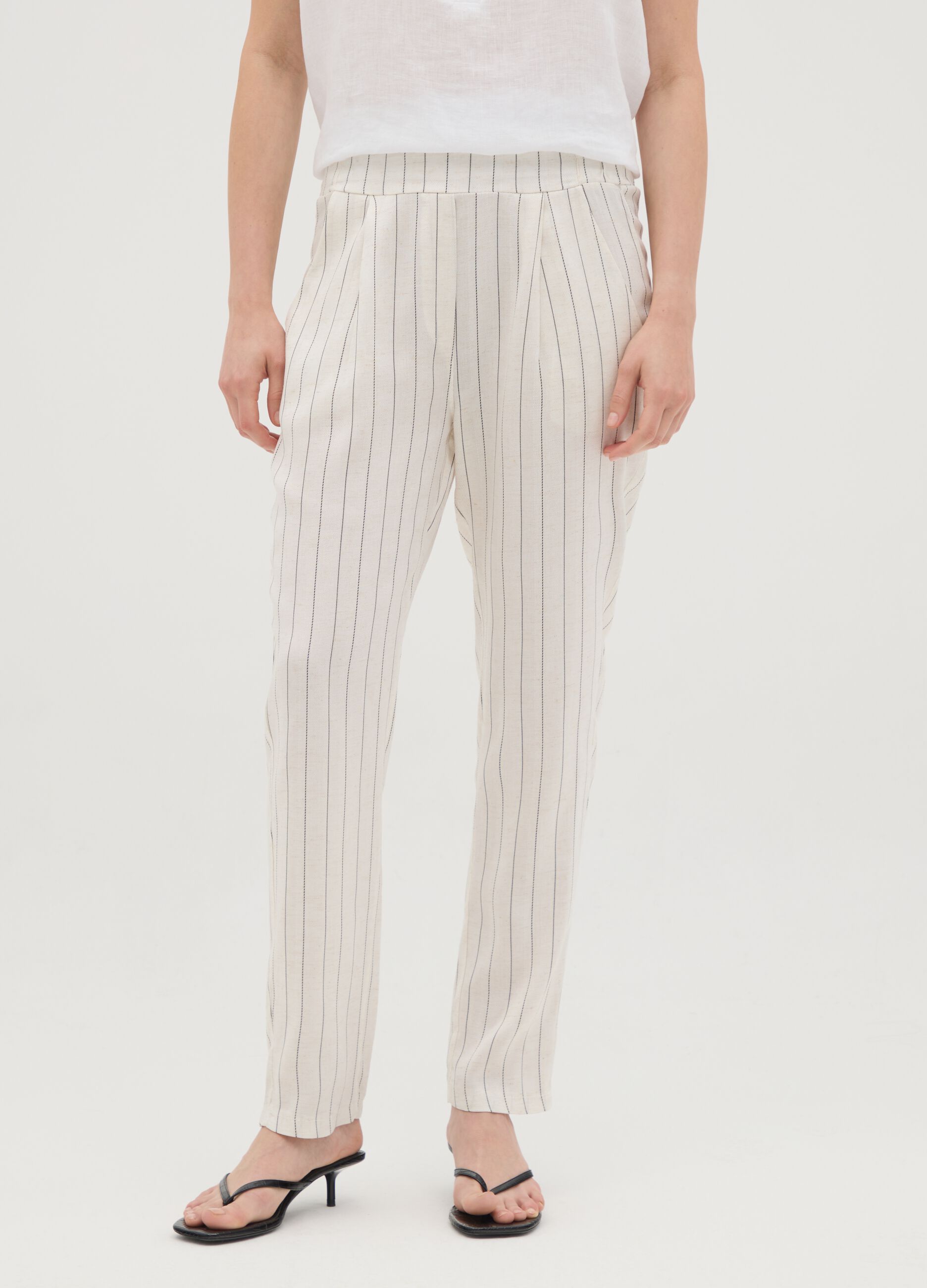 Women's beige regular fit lyocell blend trousers
