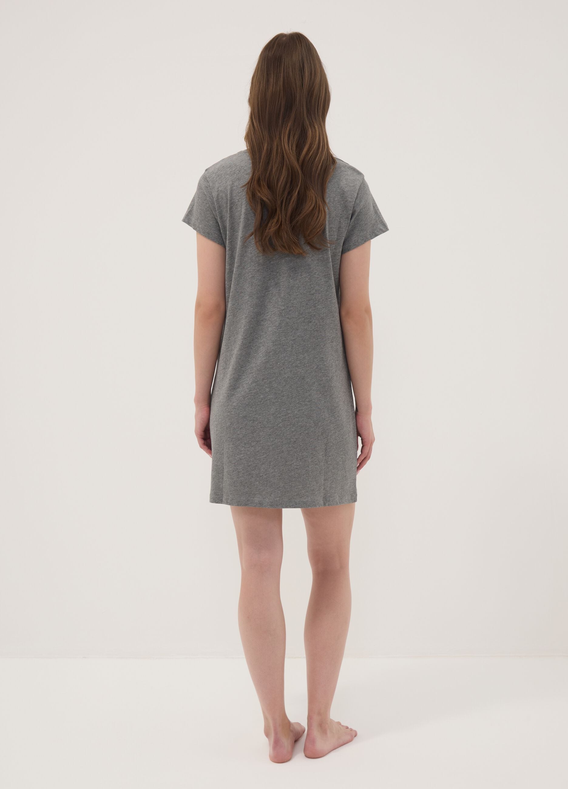 Grey nightdress in organic cotton and viscose blend