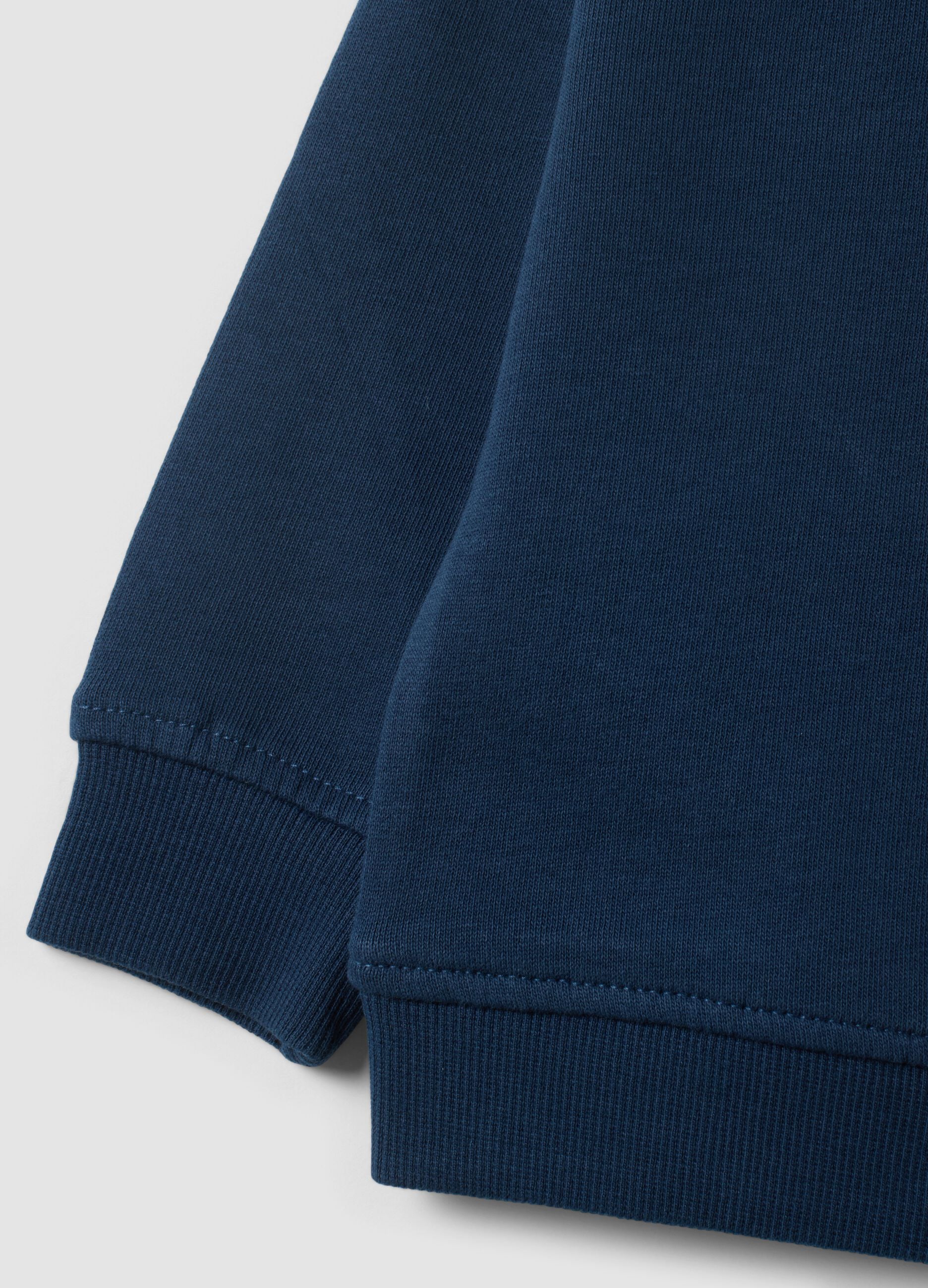 Blue oversized sweatshirt in pure organic cotton for boys