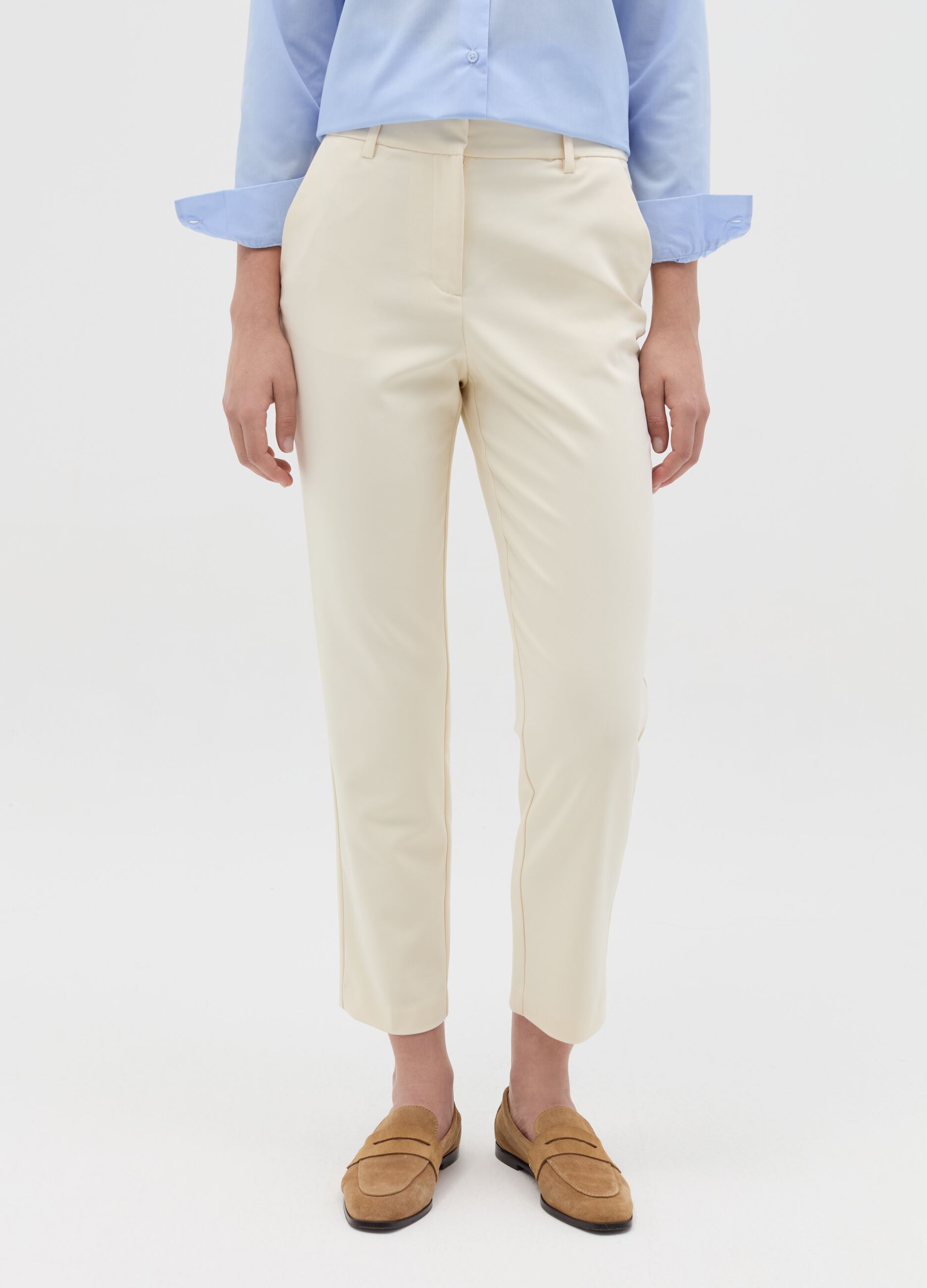 Pantaloni chino con tasche 