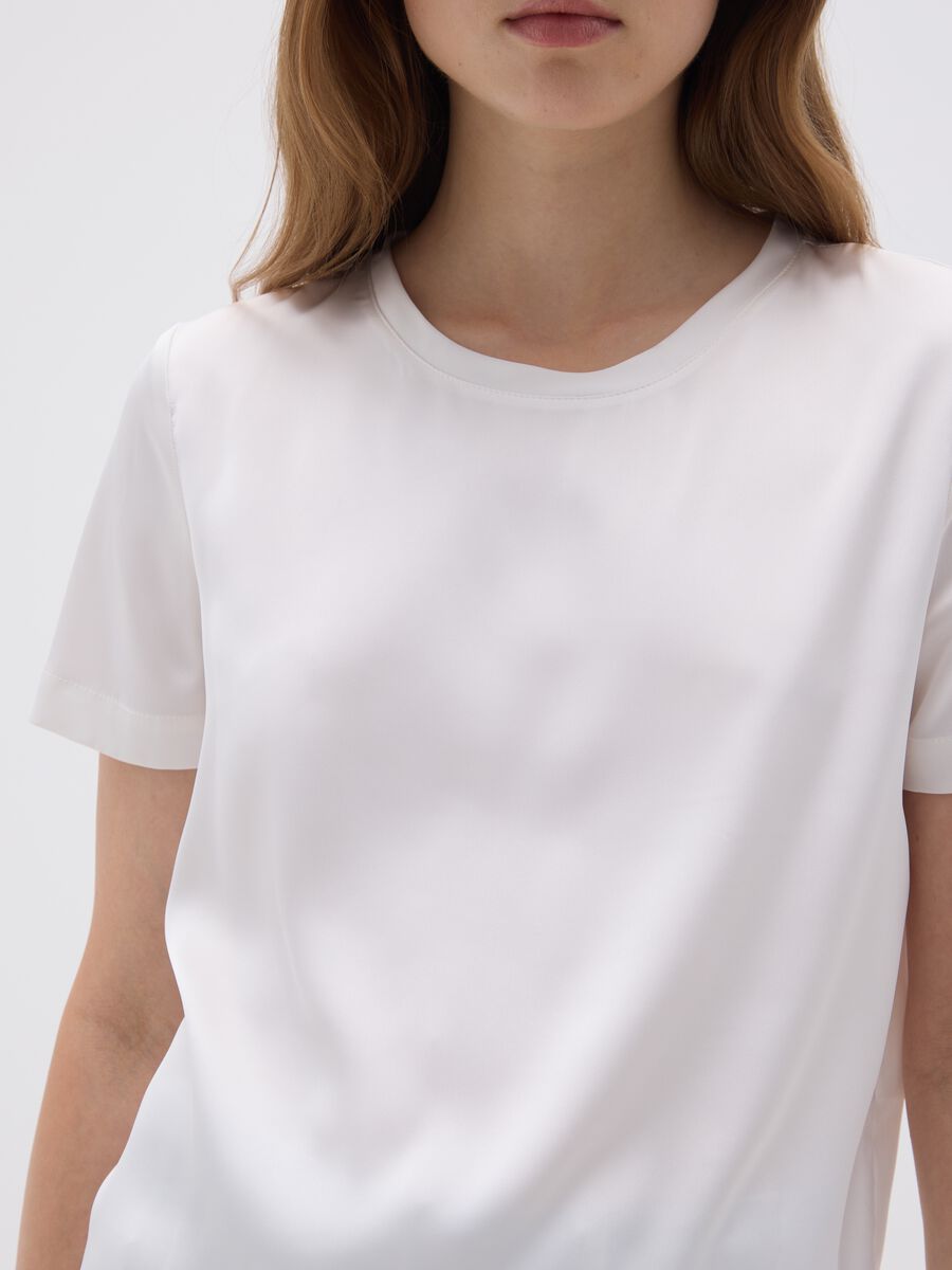 Women's Stretch White T-shirt_3
