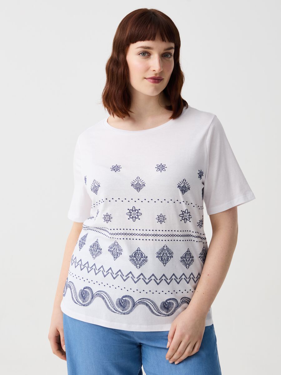 Curvy cotton T-shirt with boho print_0