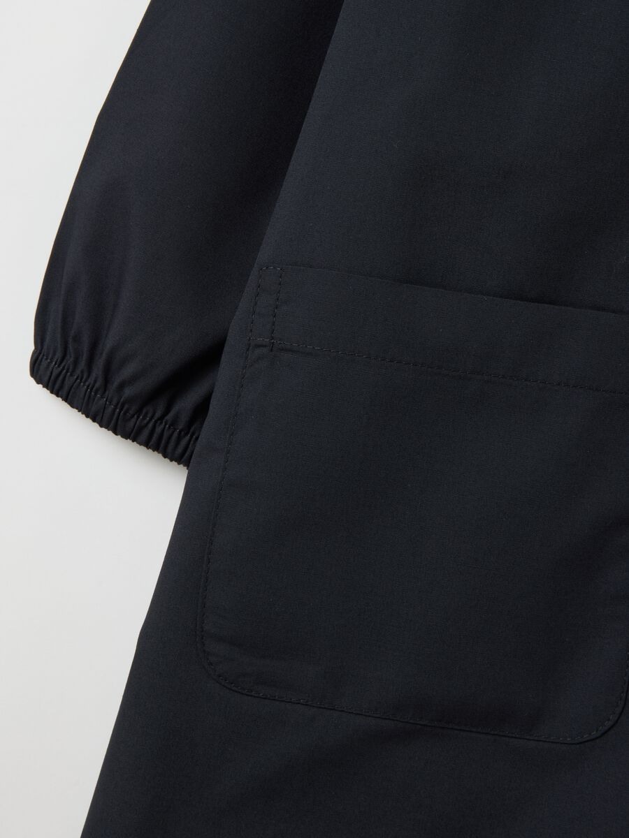 Grembiule scolastico da bambina in misto nero con zip_2