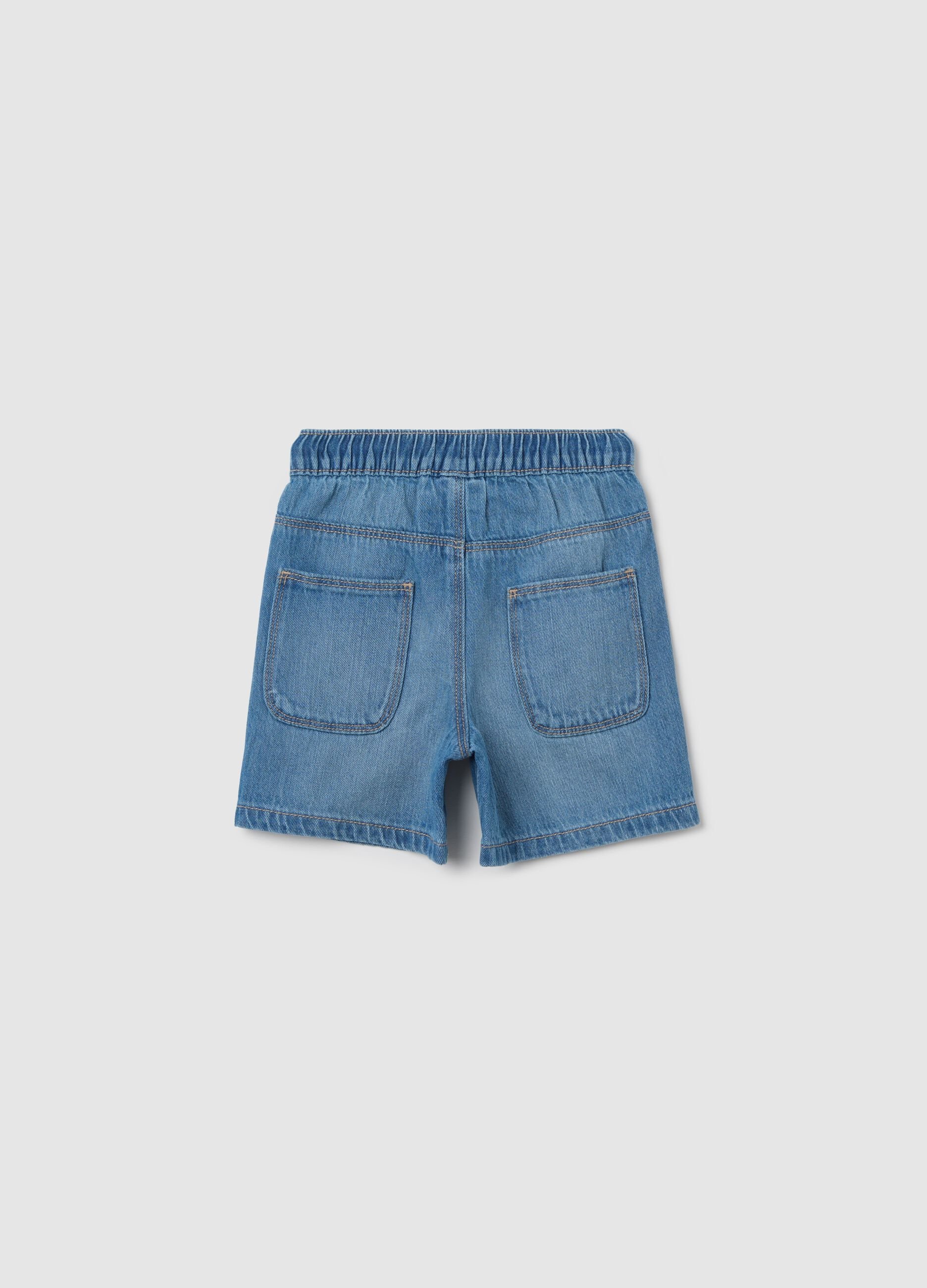 Bermuda in denim con coulisse e tasche