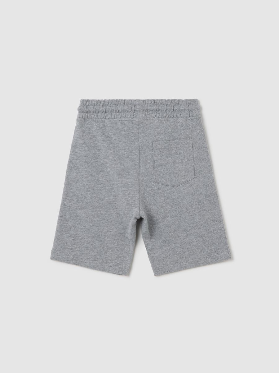 Bermuda jogger grigio in cotone con coulisse_1